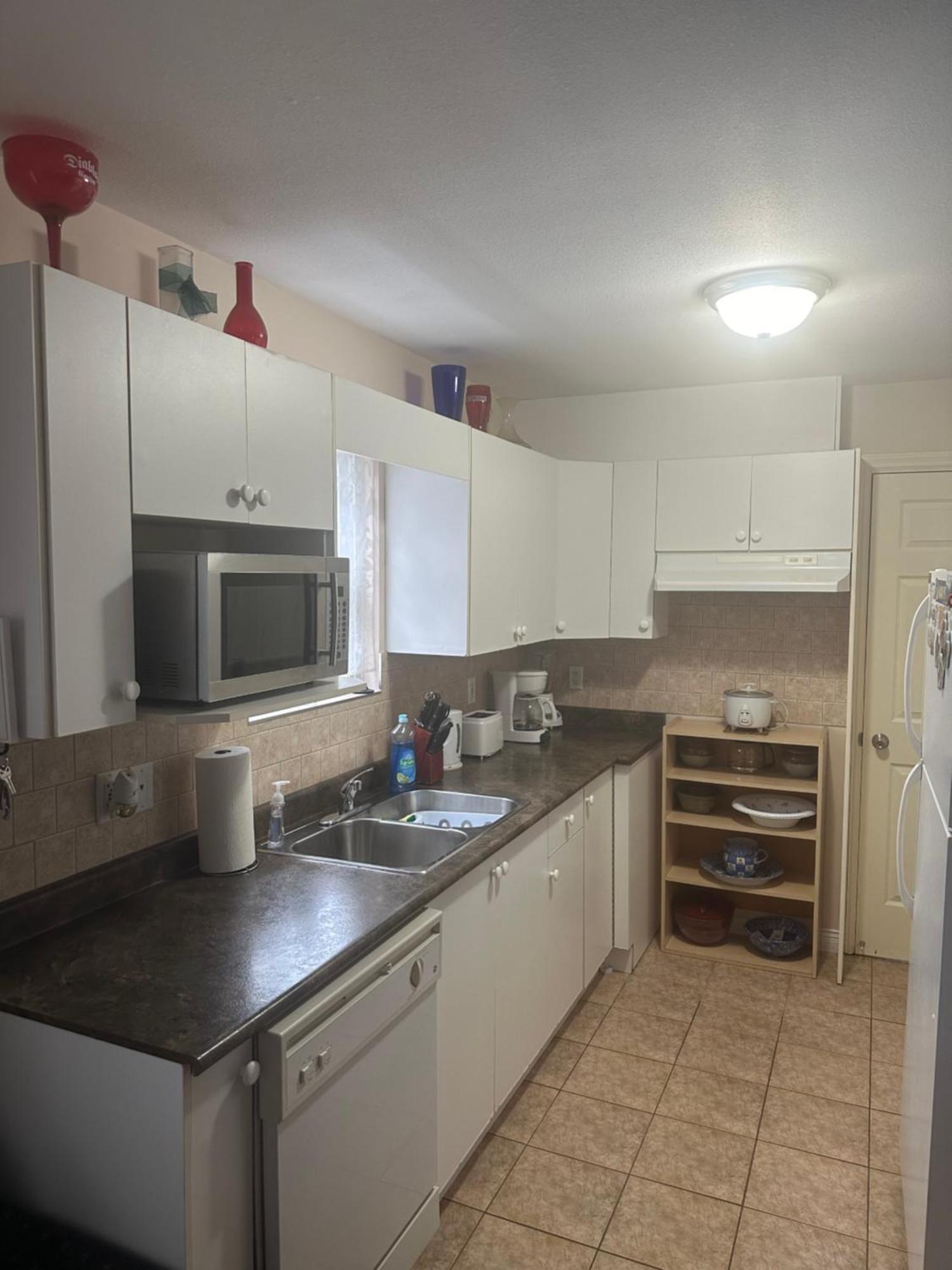 Clean And Quiet 2 Bdr 2 Bthr Private Entrance Entire Guests Suite Near Coquitlam Center Mall And Skytrain Esterno foto
